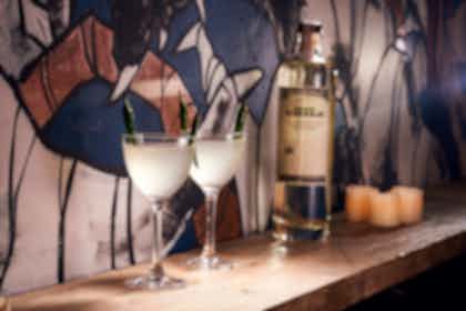 Cocktail Bar 10