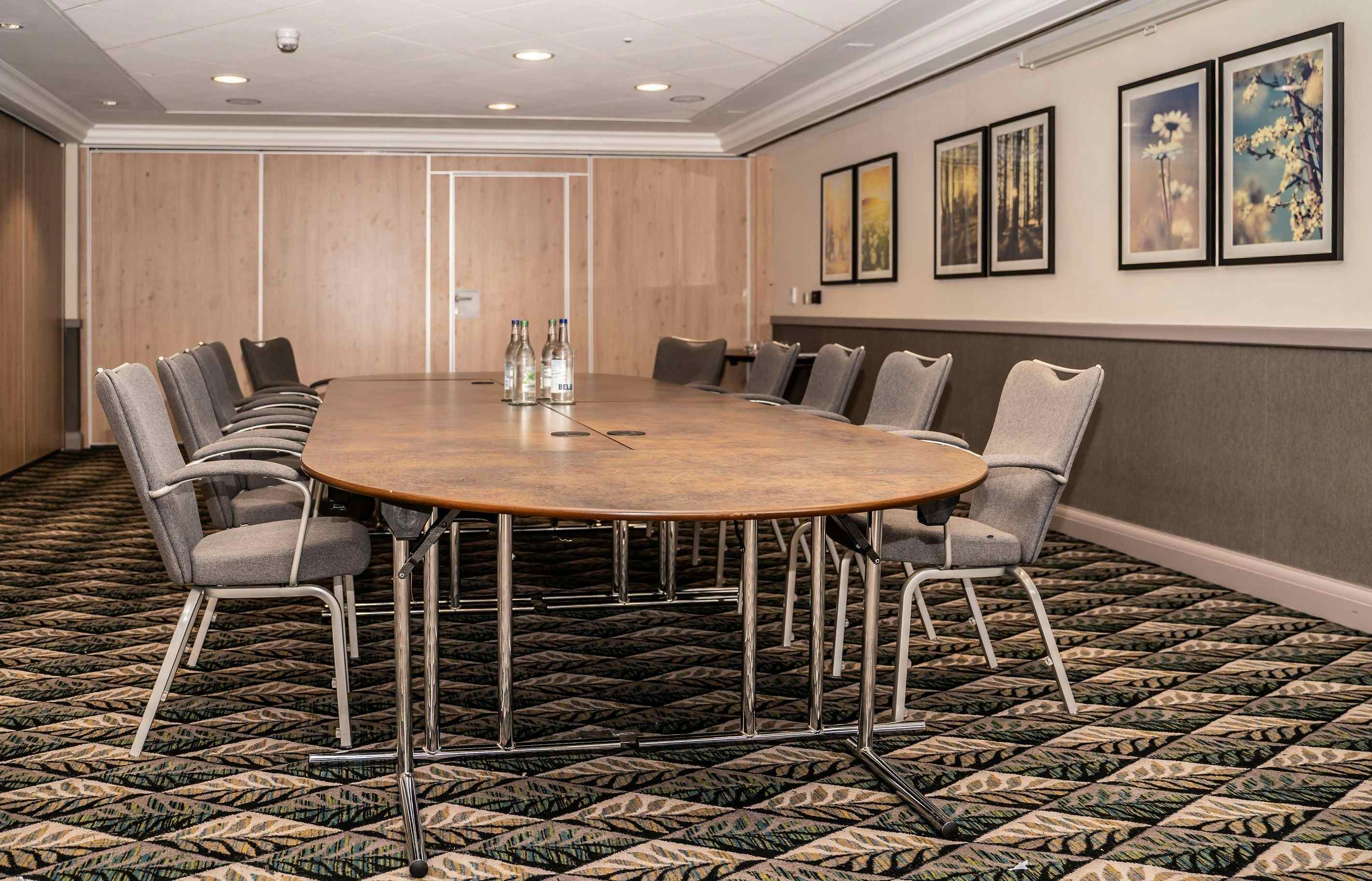 Book Oadby Suite at Holiday Inn Leicester Wigston. A Leicester Venue