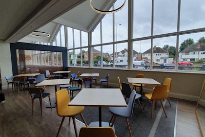 Leicester Suite 9