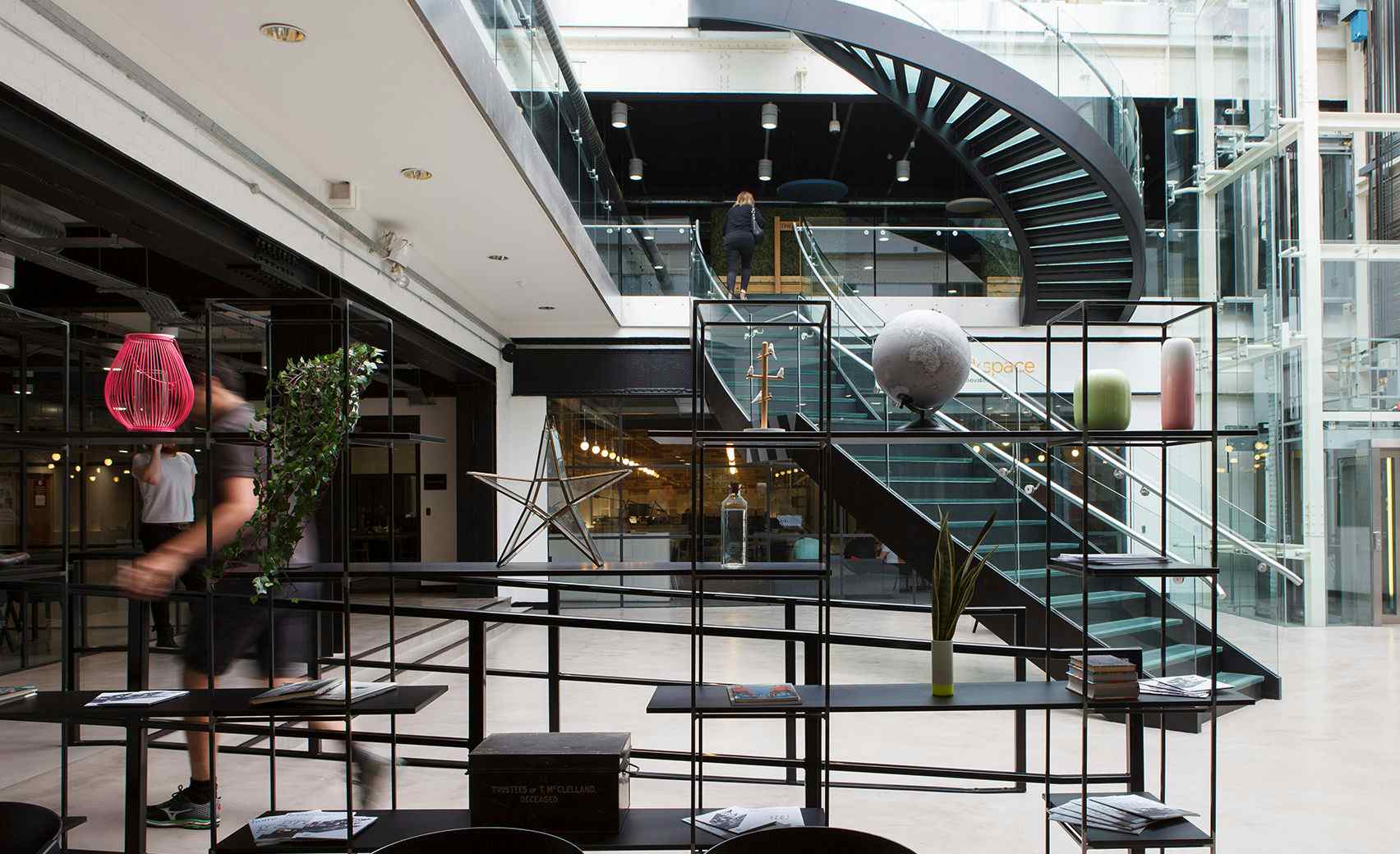 City - Canterbury Court 4