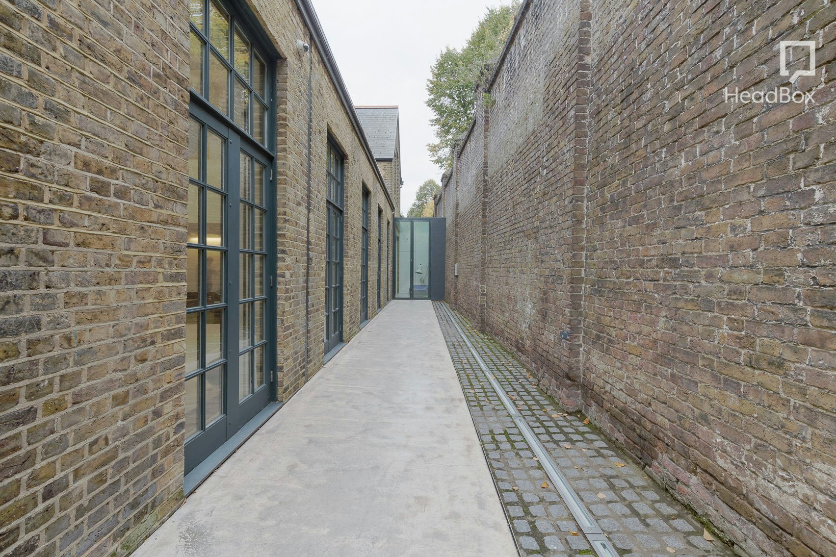 Morning Hire, Studio 2 10