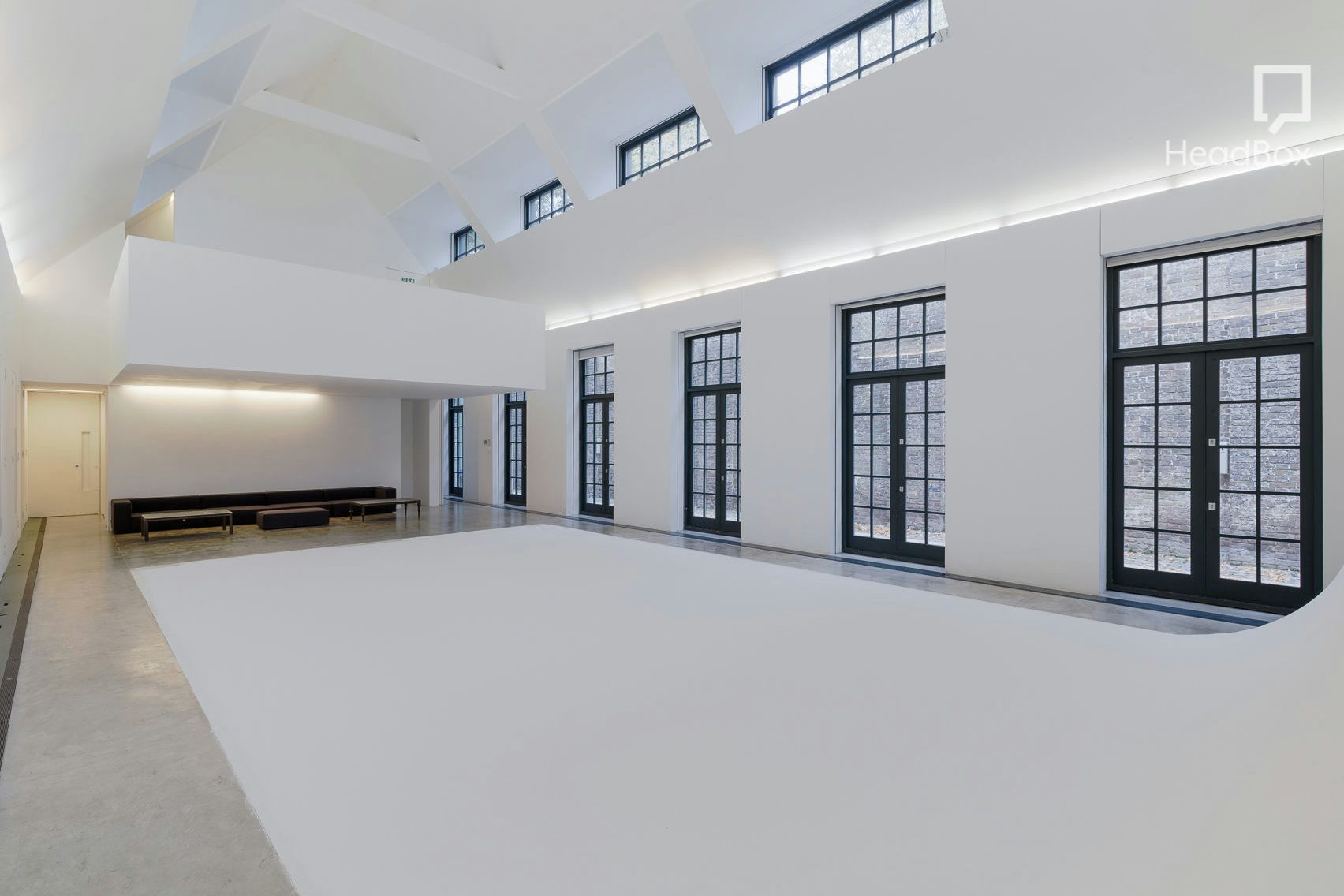 Morning Hire, Studio 1 9