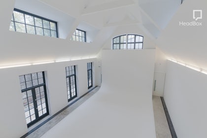 Studio 1 3