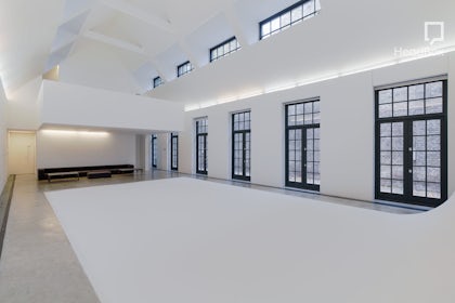 Studio 1 8